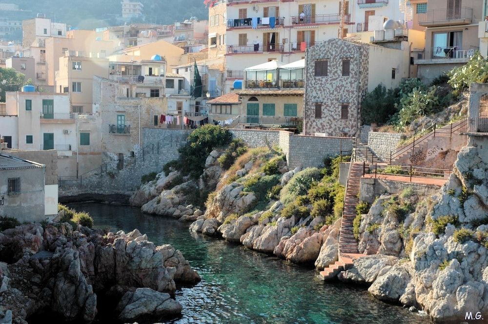 villa scaduto residence