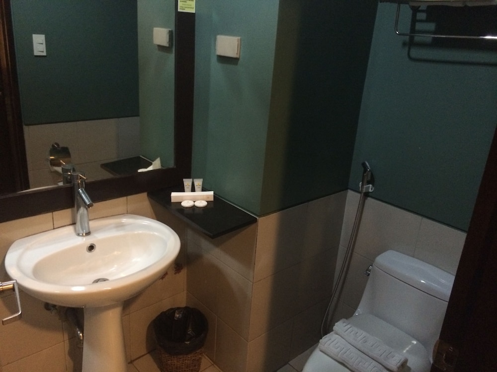 baguio burnham suites