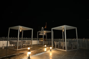 the hotel js souvenir