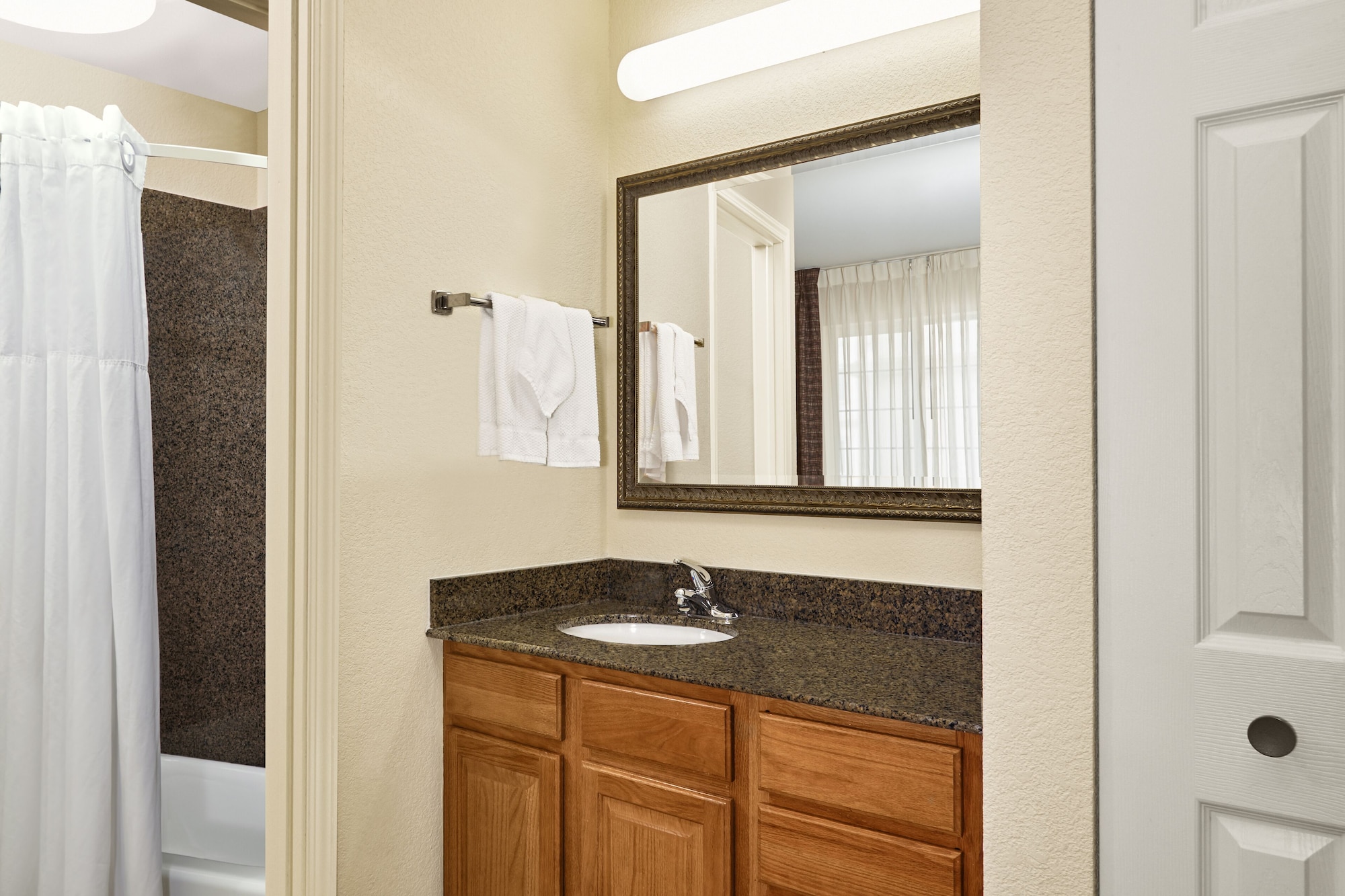 staybridge suites milwaukee airport south by ihg