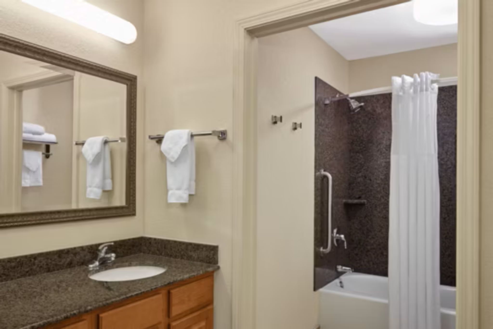 staybridge suites milwaukee airport south by ihg