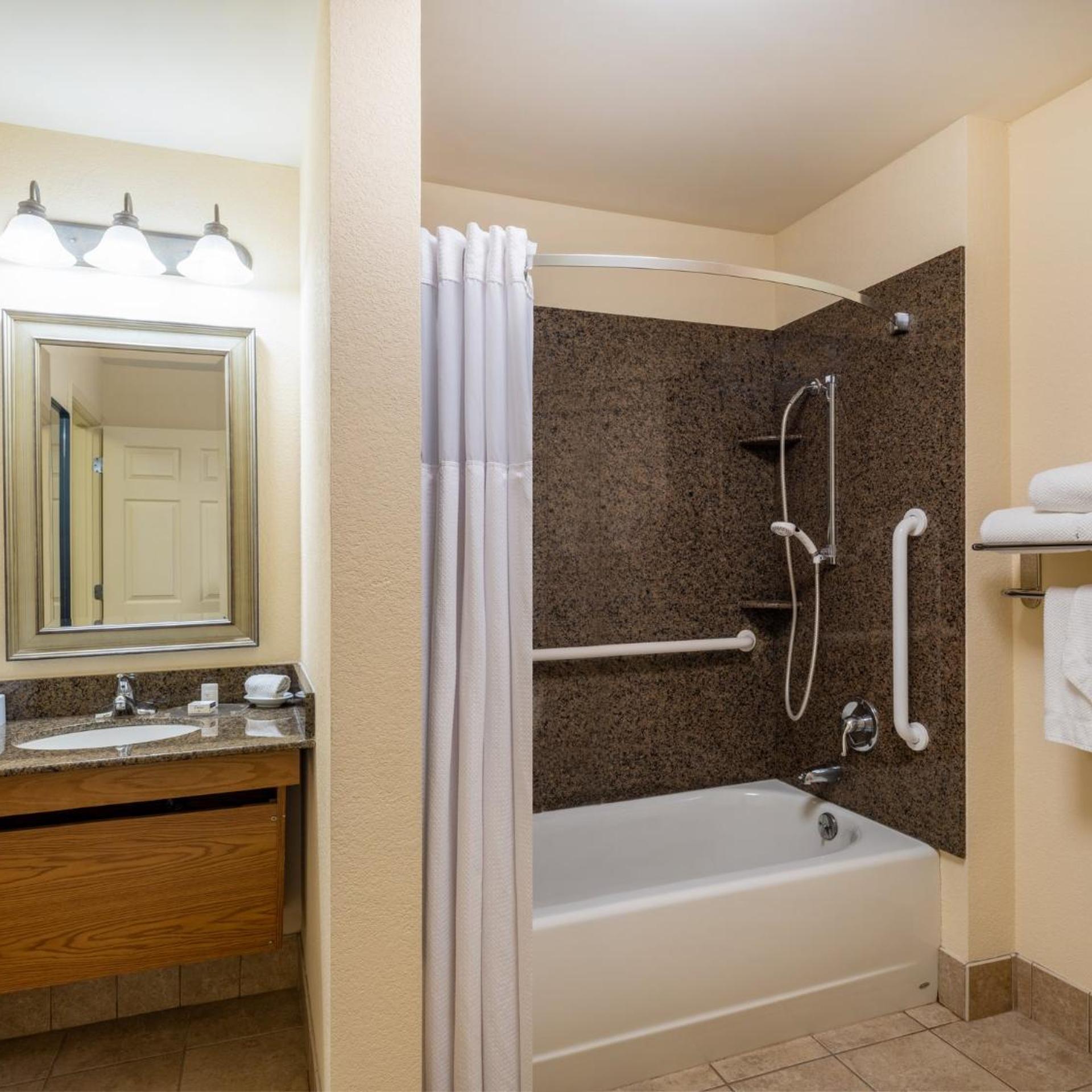staybridge suites milwaukee airport south by ihg