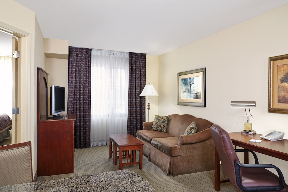 staybridge suites milwaukee airport south by ihg