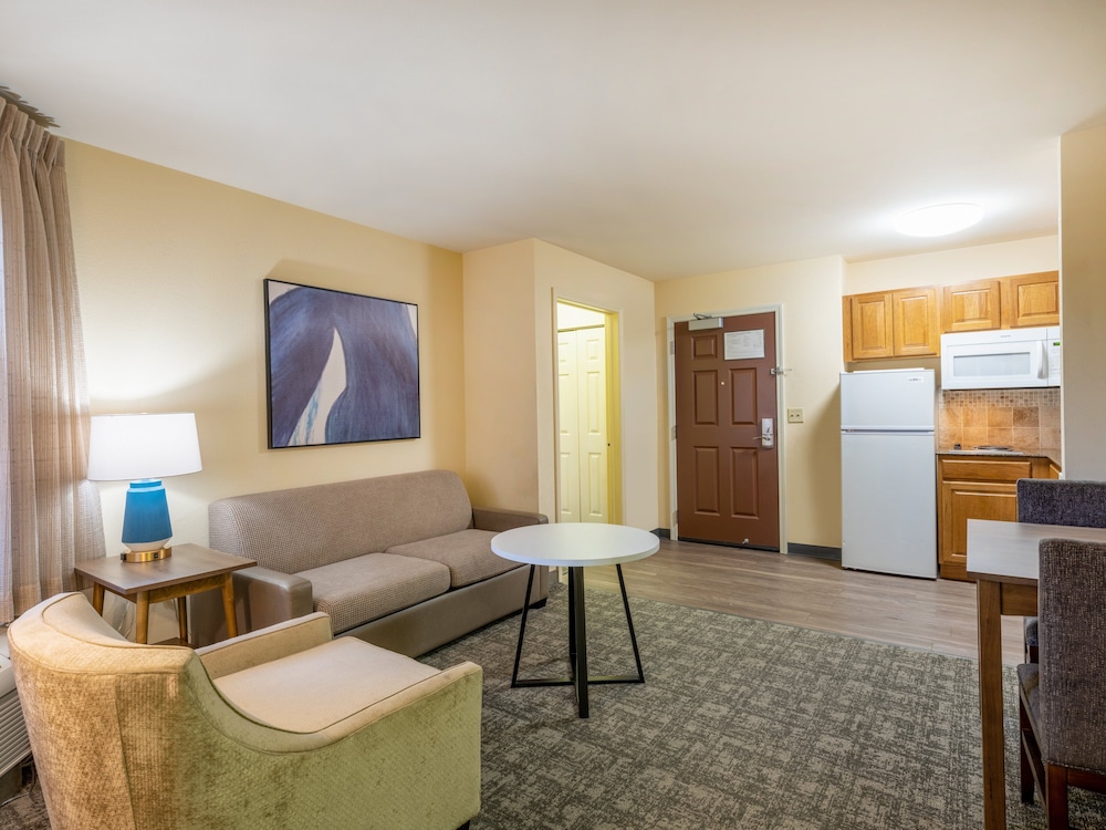 staybridge suites milwaukee airport south by ihg