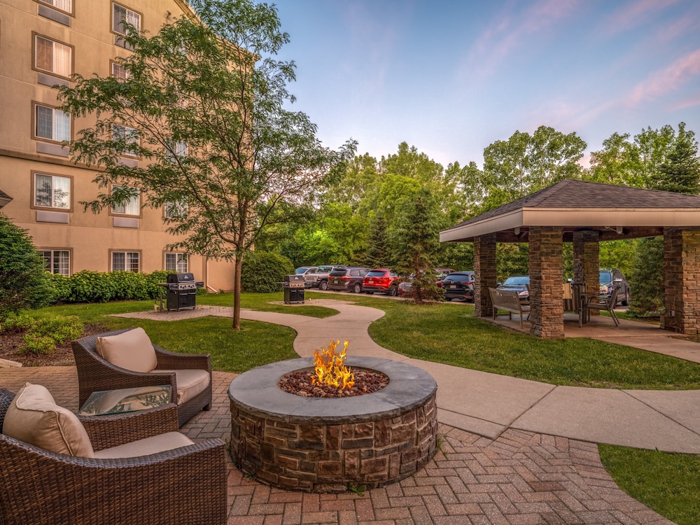 staybridge suites milwaukee airport south by ihg