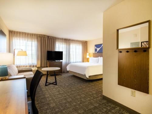 staybridge suites milwaukee airport south by ihg