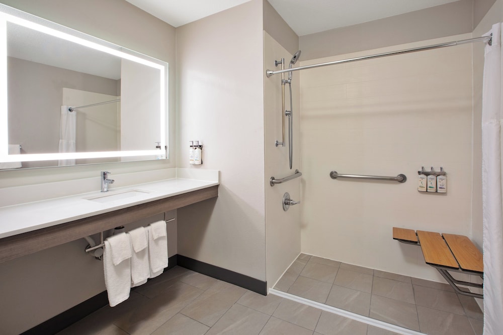 holiday inn express fremont by ihg