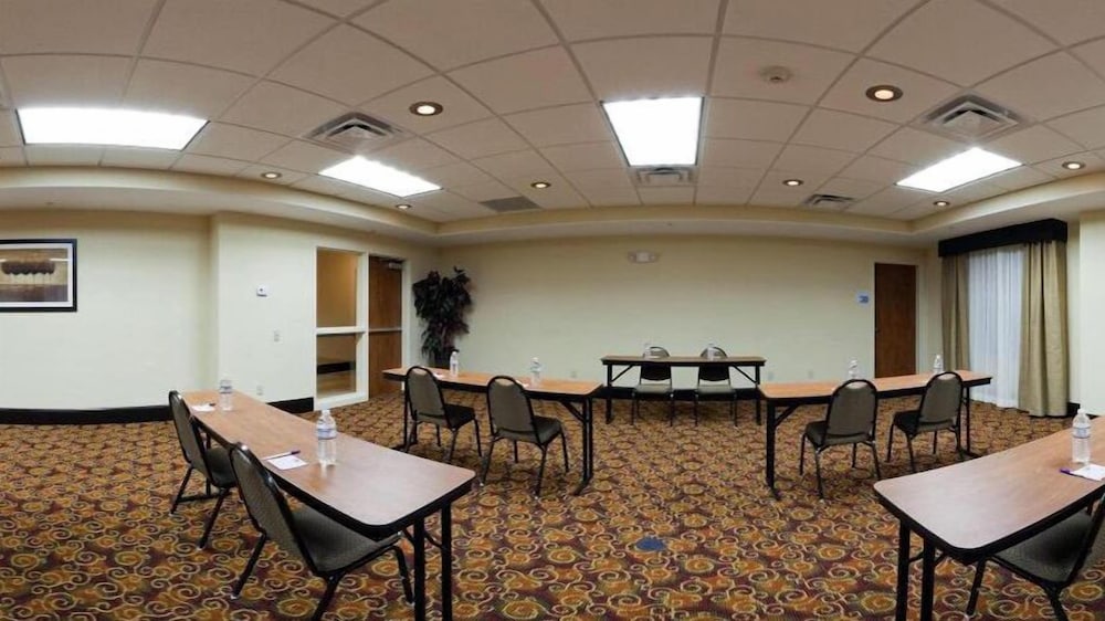 holiday inn express hotel and suites bainbridge by ihg