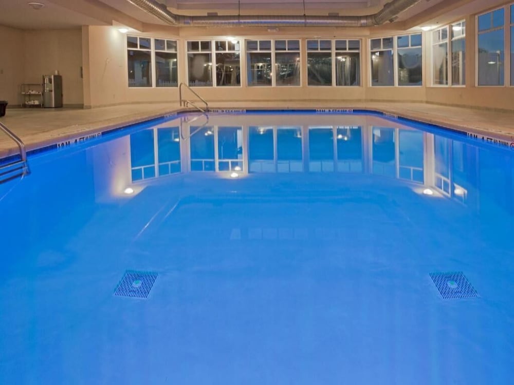 holiday inn express hotel and suites bainbridge by ihg