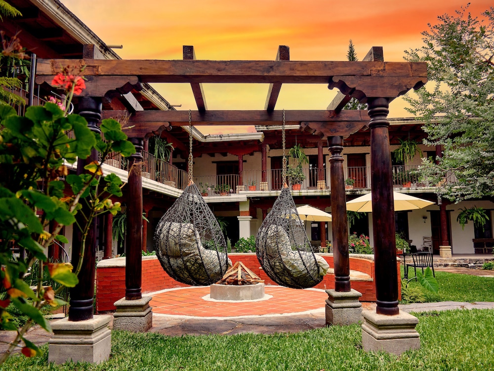 hotel cacique real la merced
