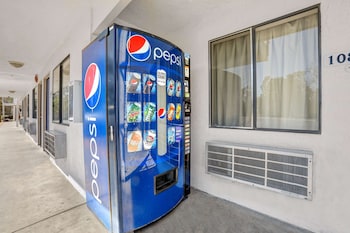 motel 6 fresno ca belmont ave