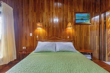 hotel de cabanas valle campanas
