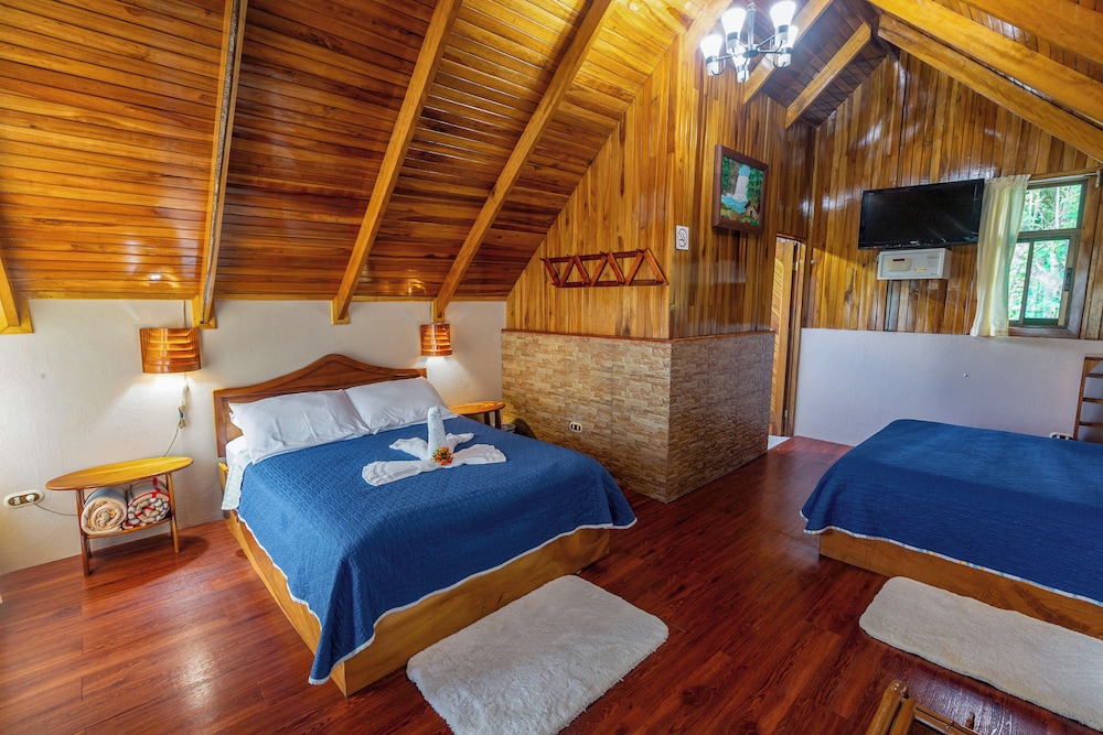 hotel de cabanas valle campanas