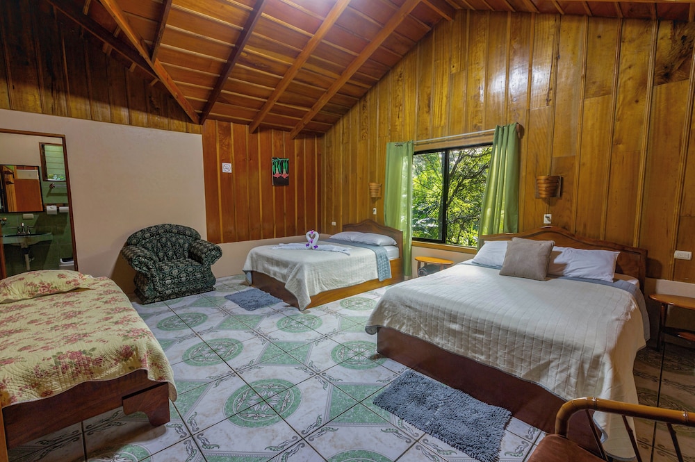 hotel de cabanas valle campanas