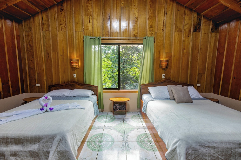 hotel de cabanas valle campanas