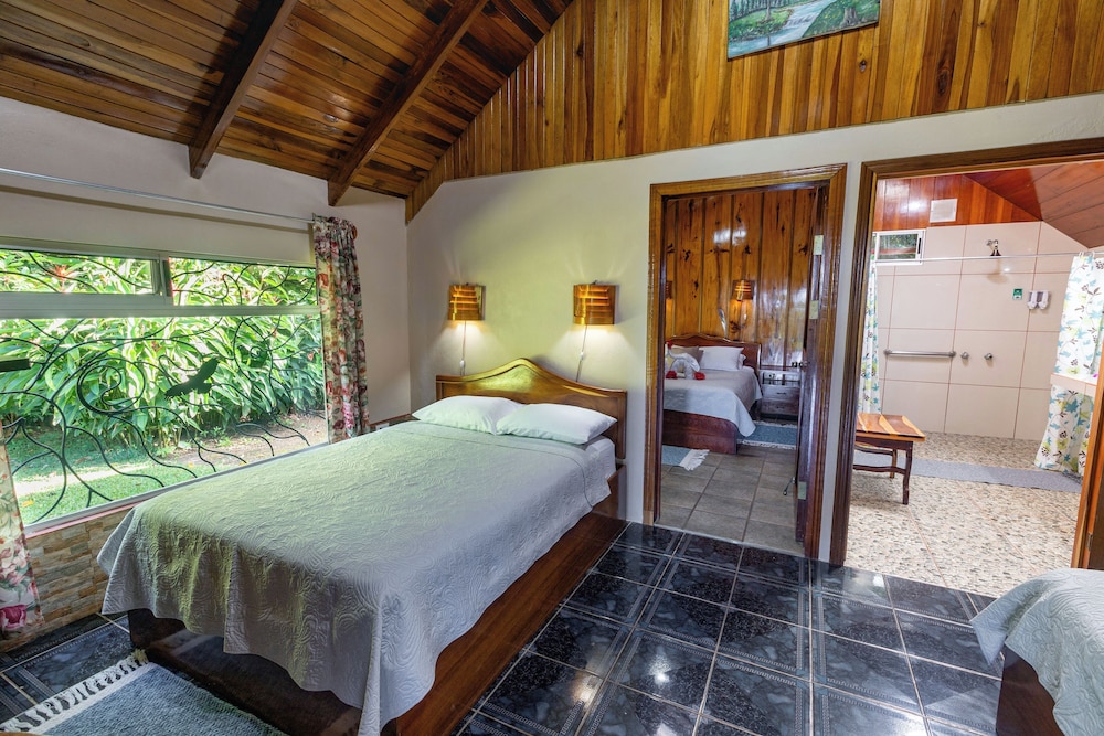 hotel de cabanas valle campanas