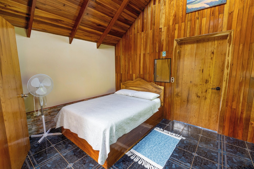 hotel de cabanas valle campanas