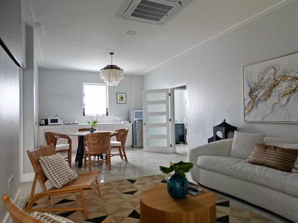 la vue boutique hotel and beach club