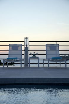 la vue boutique hotel and beach club