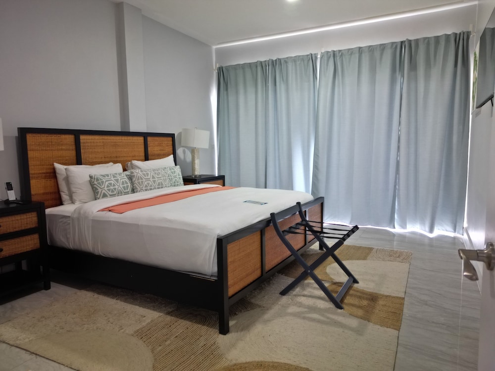 la vue boutique hotel and beach club