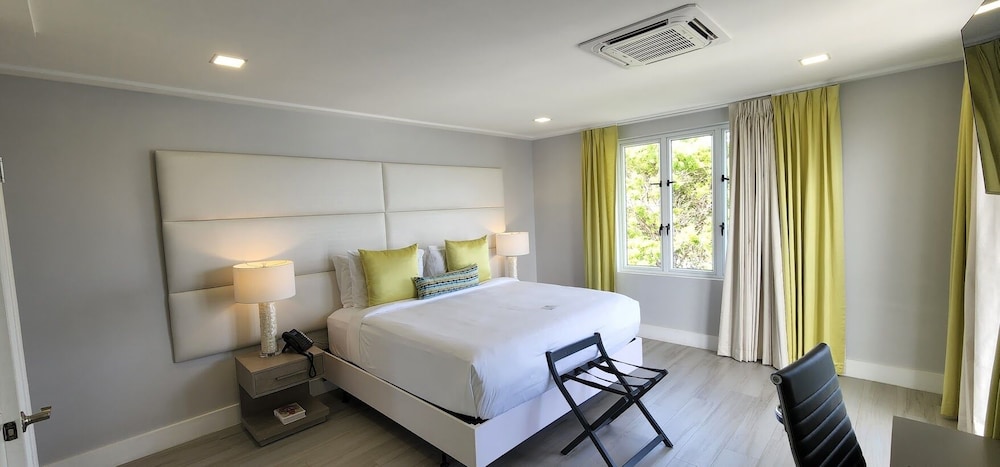 la vue boutique hotel and beach club
