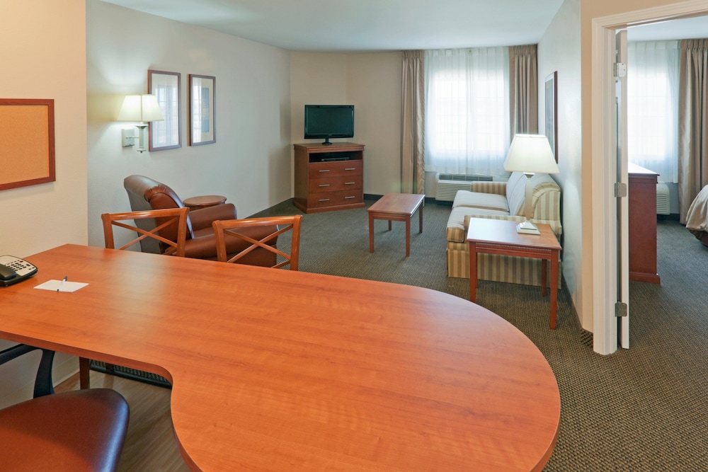 candlewood suites gillette by ihg