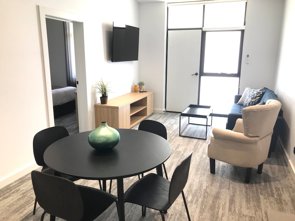 the osmond motel and apartments