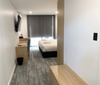 the osmond motel and apartments