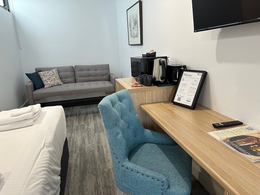 the osmond motel and apartments