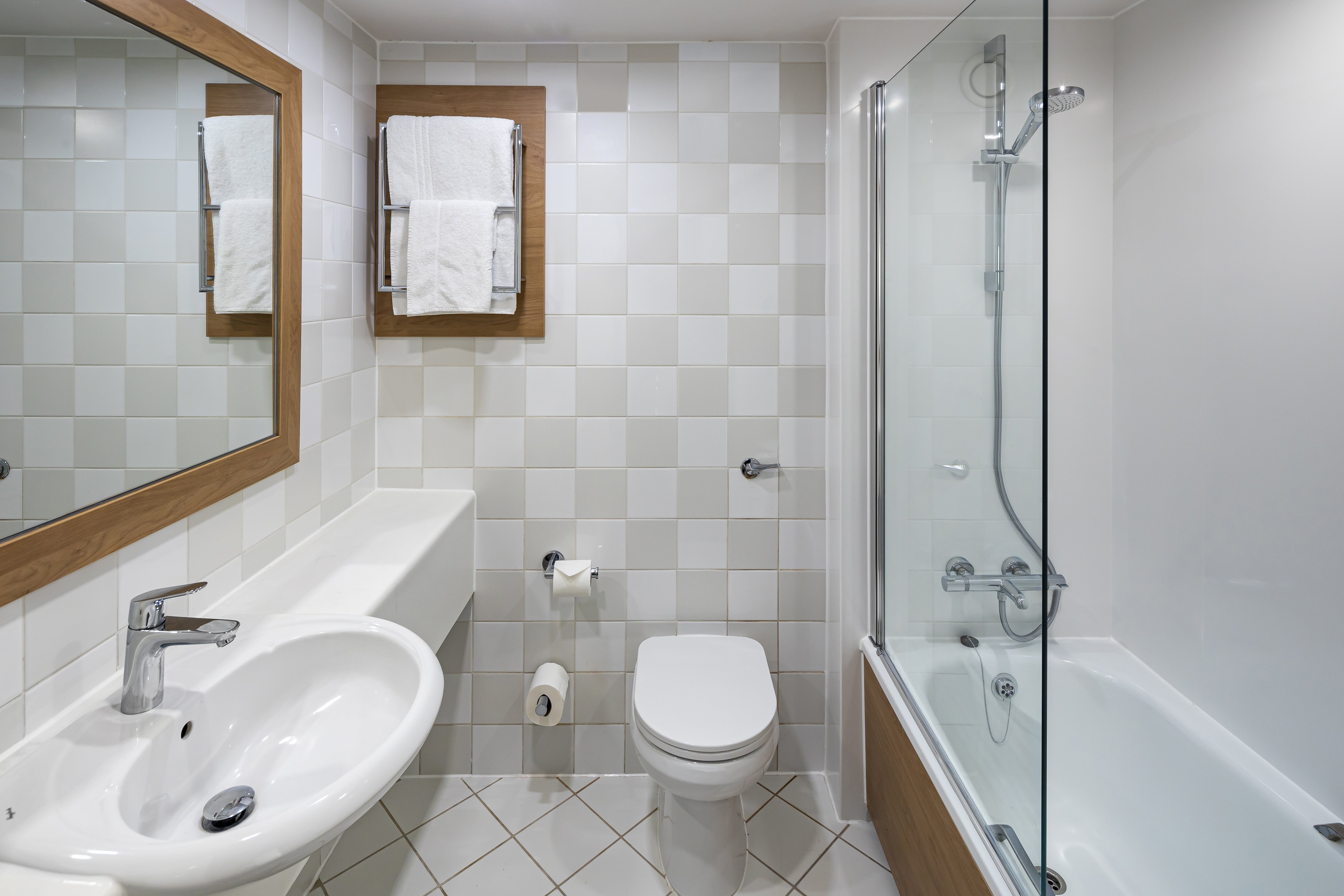 holiday inn gloucester cheltenham by ihg