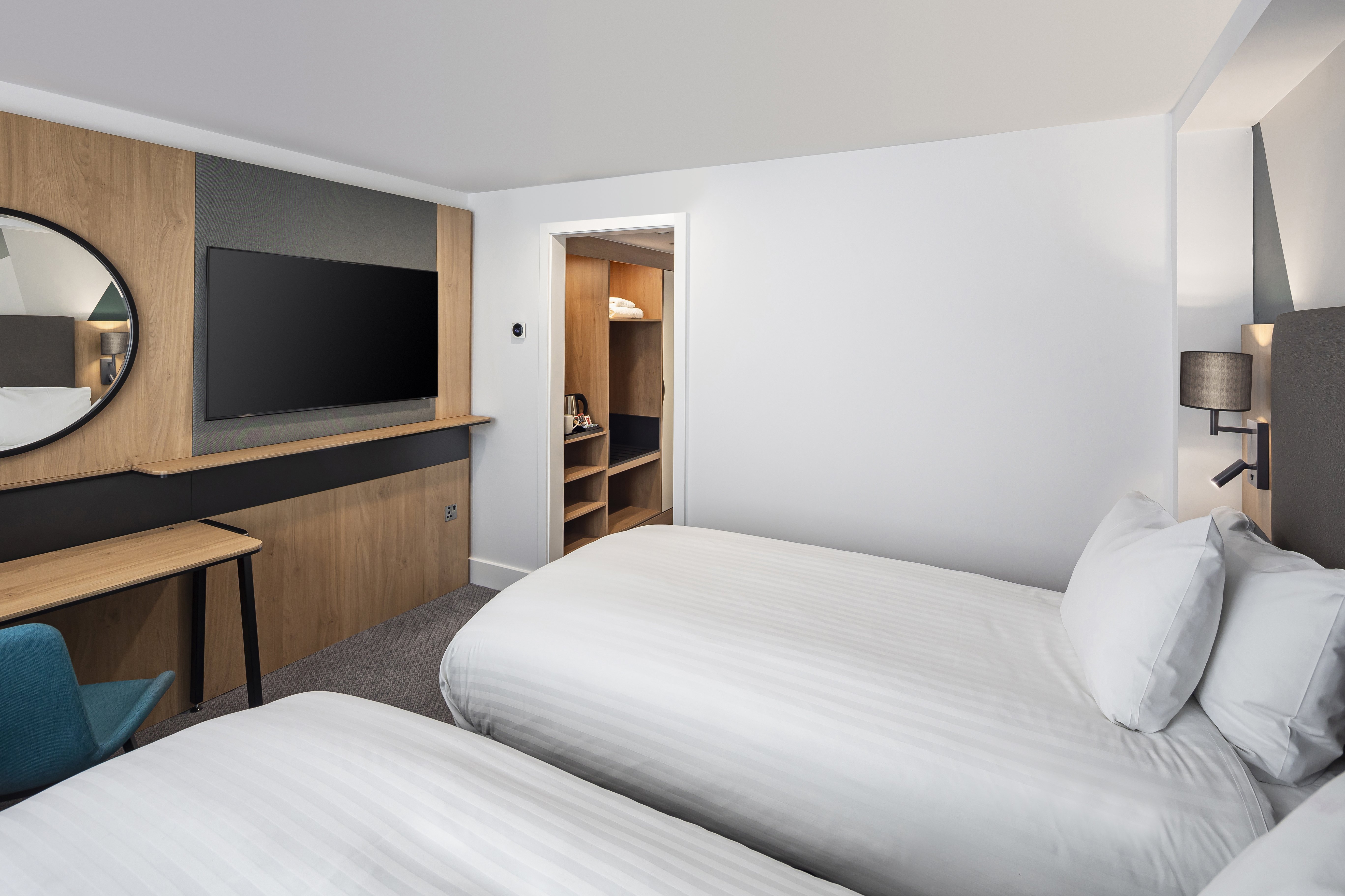 holiday inn gloucester cheltenham by ihg