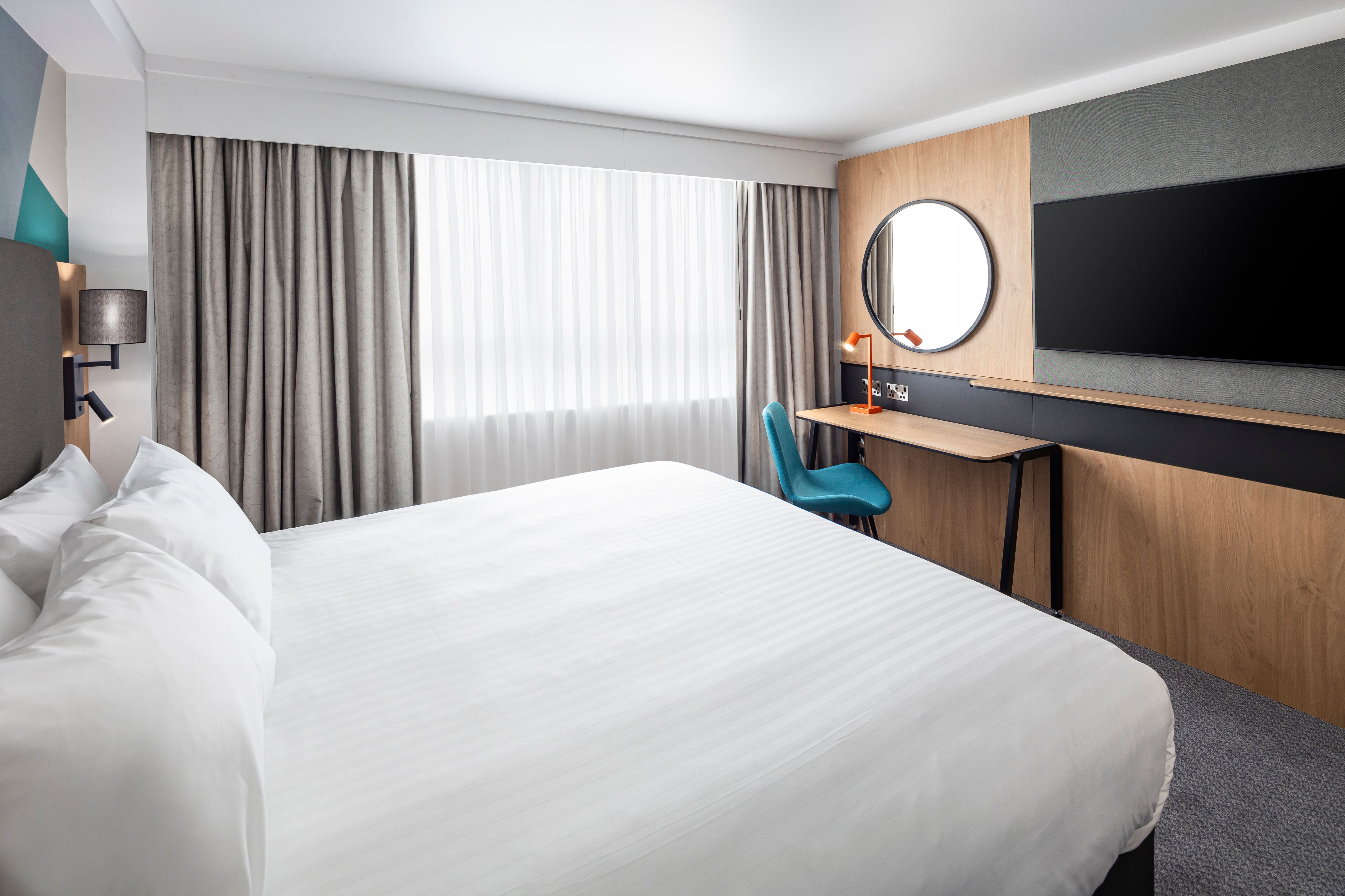 holiday inn gloucester cheltenham by ihg