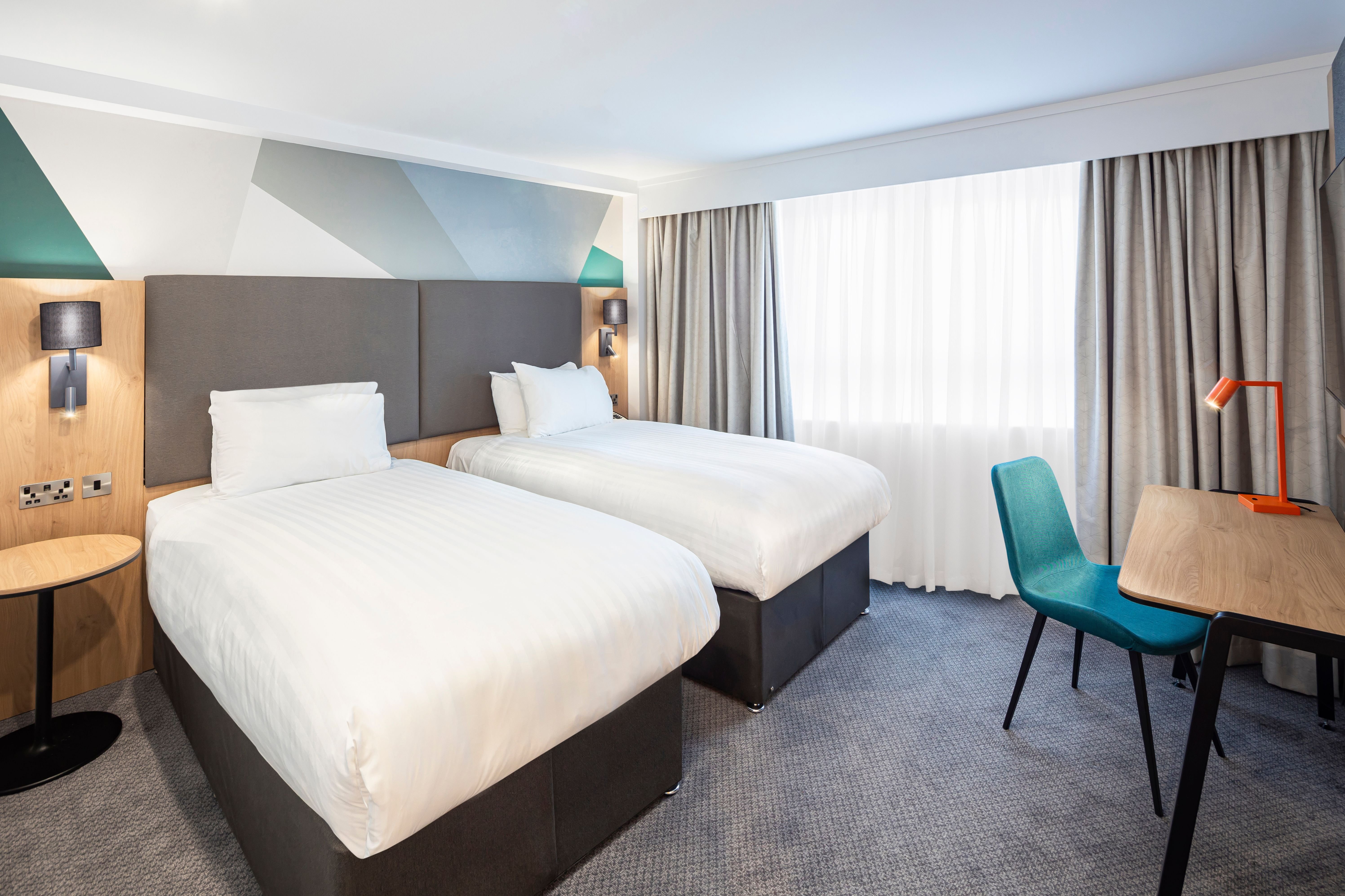 holiday inn gloucester cheltenham by ihg