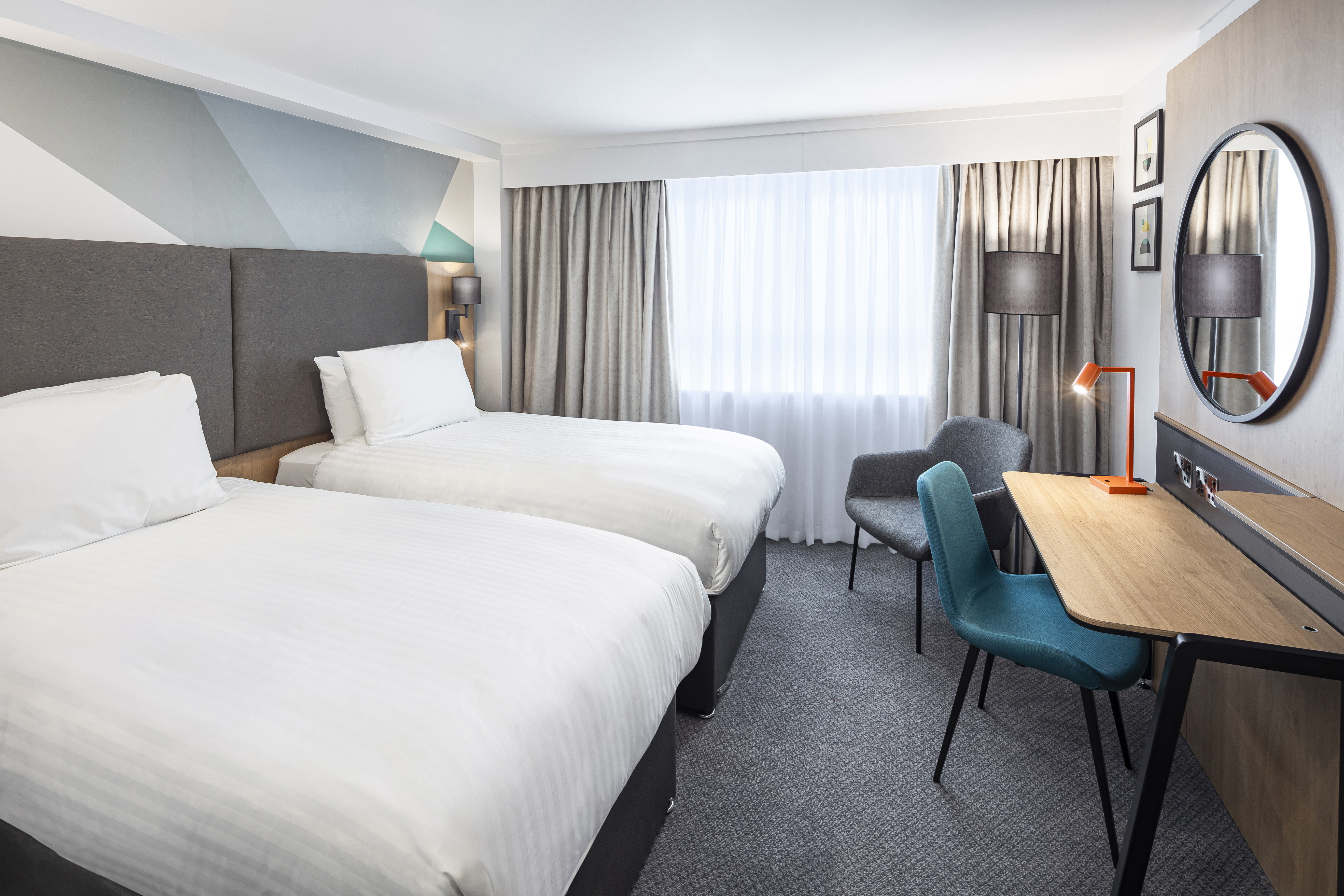 holiday inn gloucester cheltenham by ihg