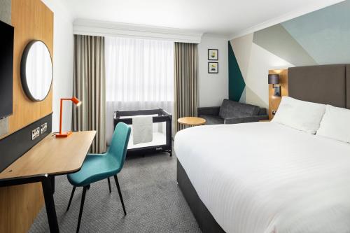 holiday inn gloucester cheltenham by ihg