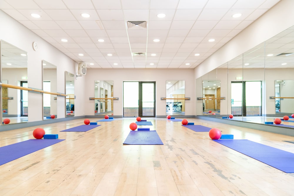 holiday inn gloucester cheltenham by ihg
