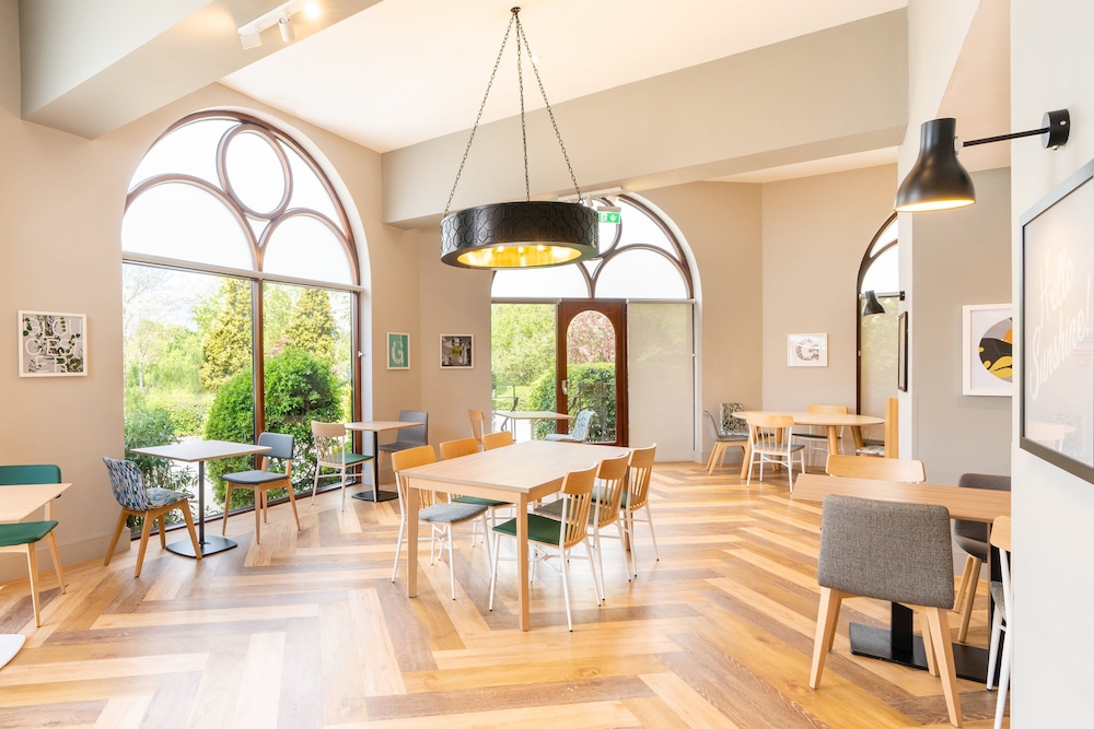 holiday inn gloucester cheltenham by ihg