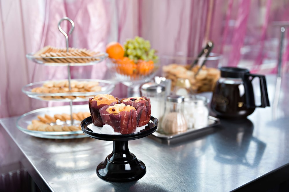 sure hotel by best western allen