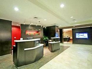 courtyard by marriott greensboro airport