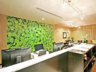 courtyard by marriott greensboro airport