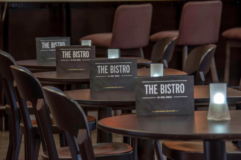 courtyard by marriott greensboro airport