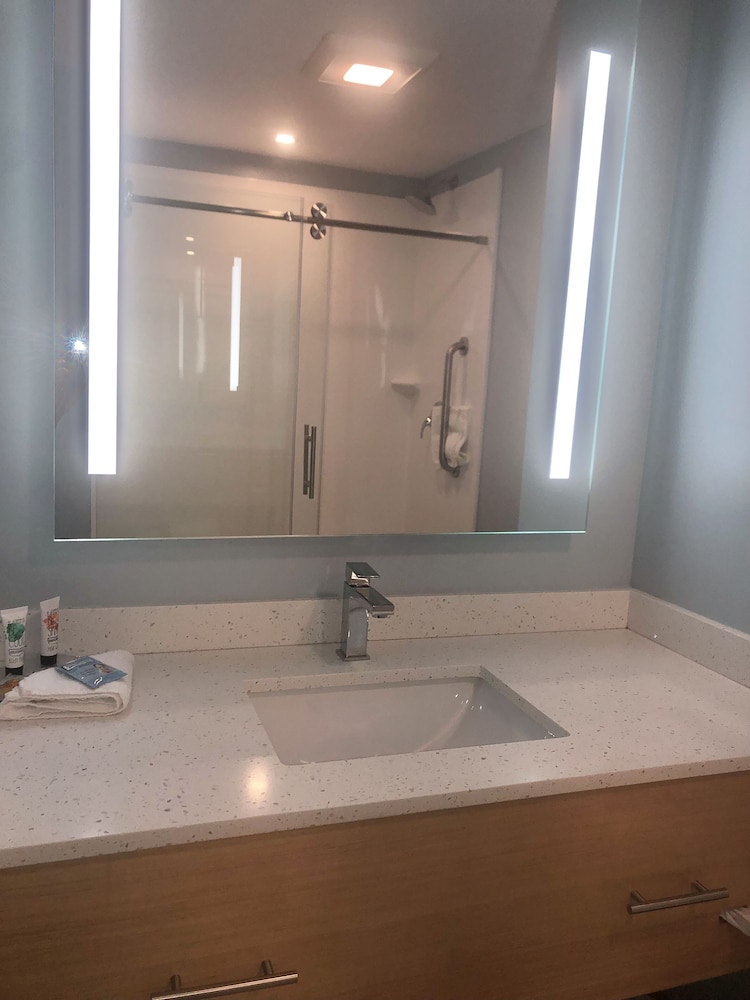 casco bay hotel ascend hotel collection