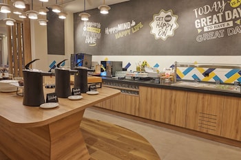 hampton by hilton poznan swarzedz