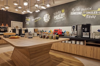 hampton by hilton poznan swarzedz