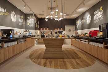 hampton by hilton poznan swarzedz