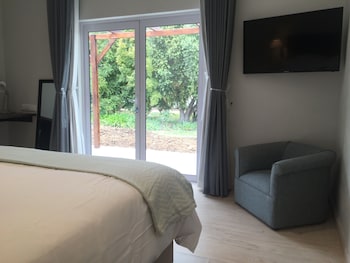 vine guesthouse