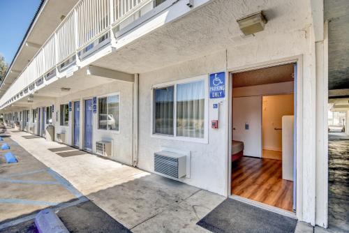 motel 6 stockton ca north