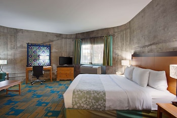 la quinta inn and suites by wyndham irvine spectrum