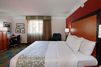 la quinta inn and suites by wyndham irvine spectrum
