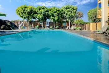 La Quinta Inn & Suites By Wyndham Irvine Spectrum,Los Angeles>>Irvine,3 star